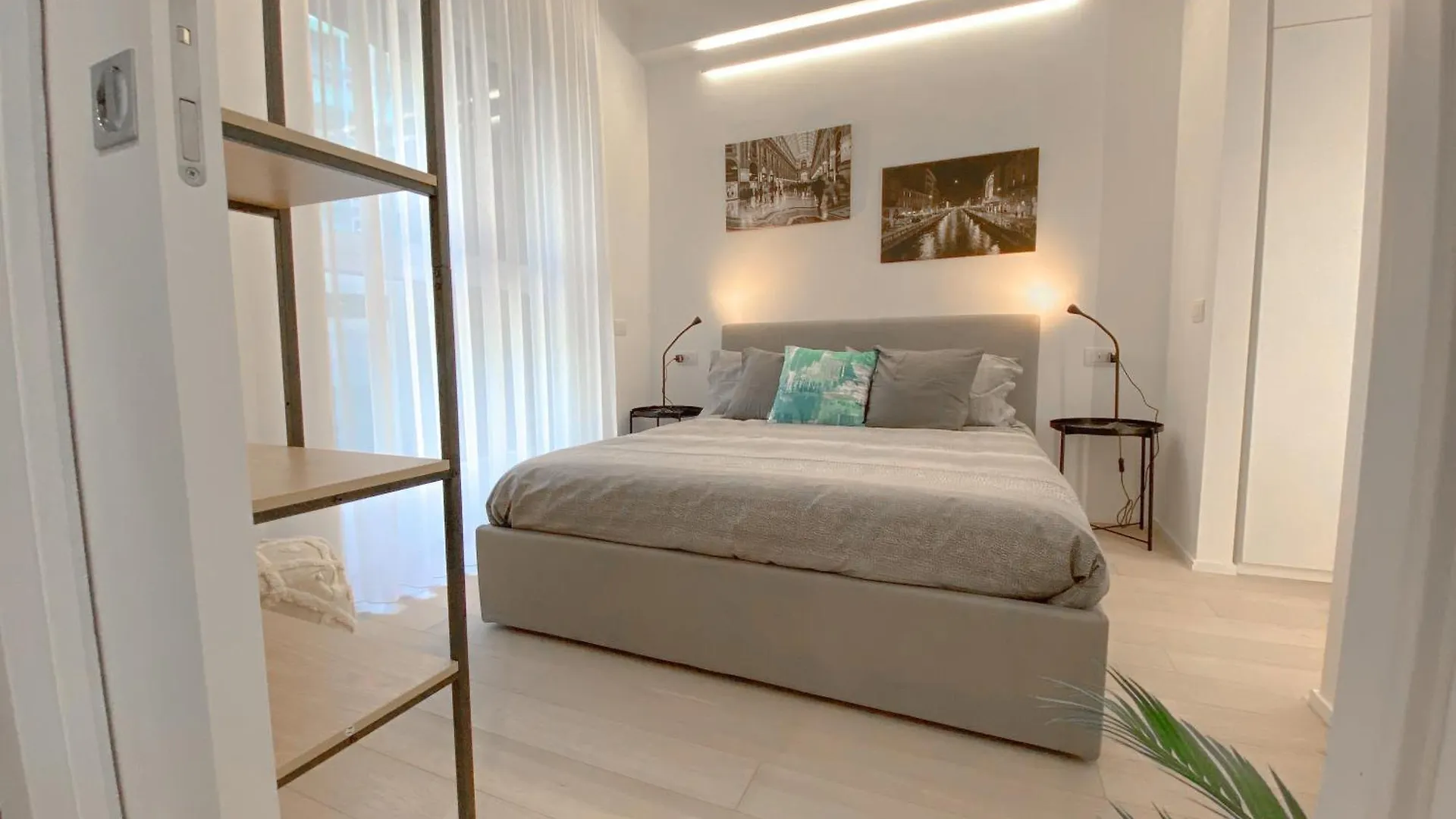 Apartment Cardano Suite - 5 Min From Central Station Milan