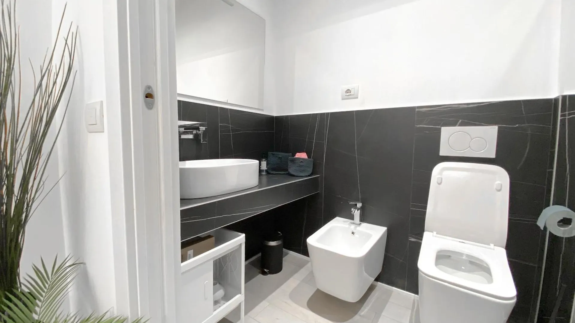 Cardano Suite - 5 Min From Central Station Milan 0*,
