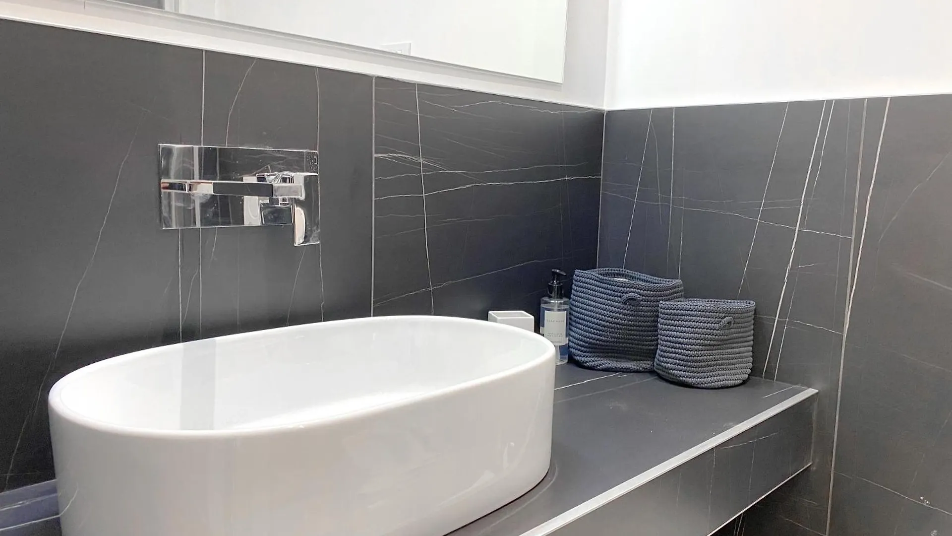 Cardano Suite - 5 Min From Central Station Milan