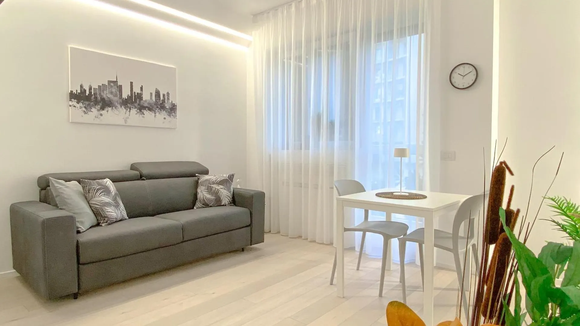 Cardano Suite - 5 Min From Central Station Milan